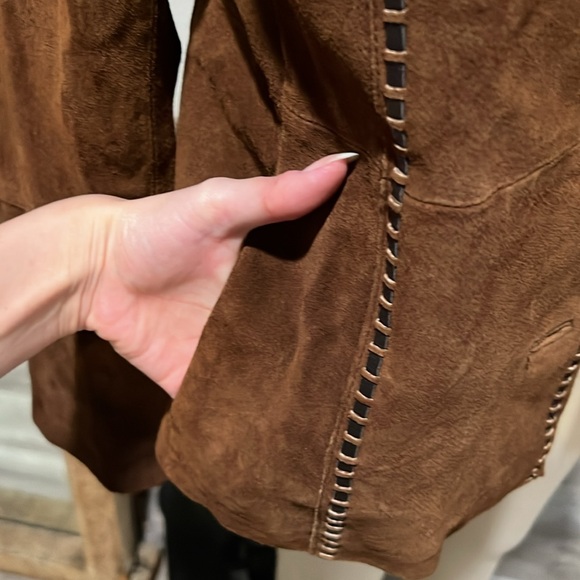 Vintage Venus Leather for Wilson Leather Stitched Brown Suede Jacket - Picture 6 of 11